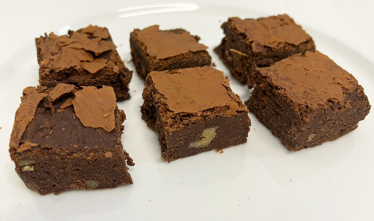 BROWNIE DE CHOCOLATE (6 piezas)